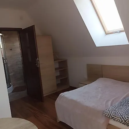 Quarto em Acomodações Particulares Przy Potoku -noclegi